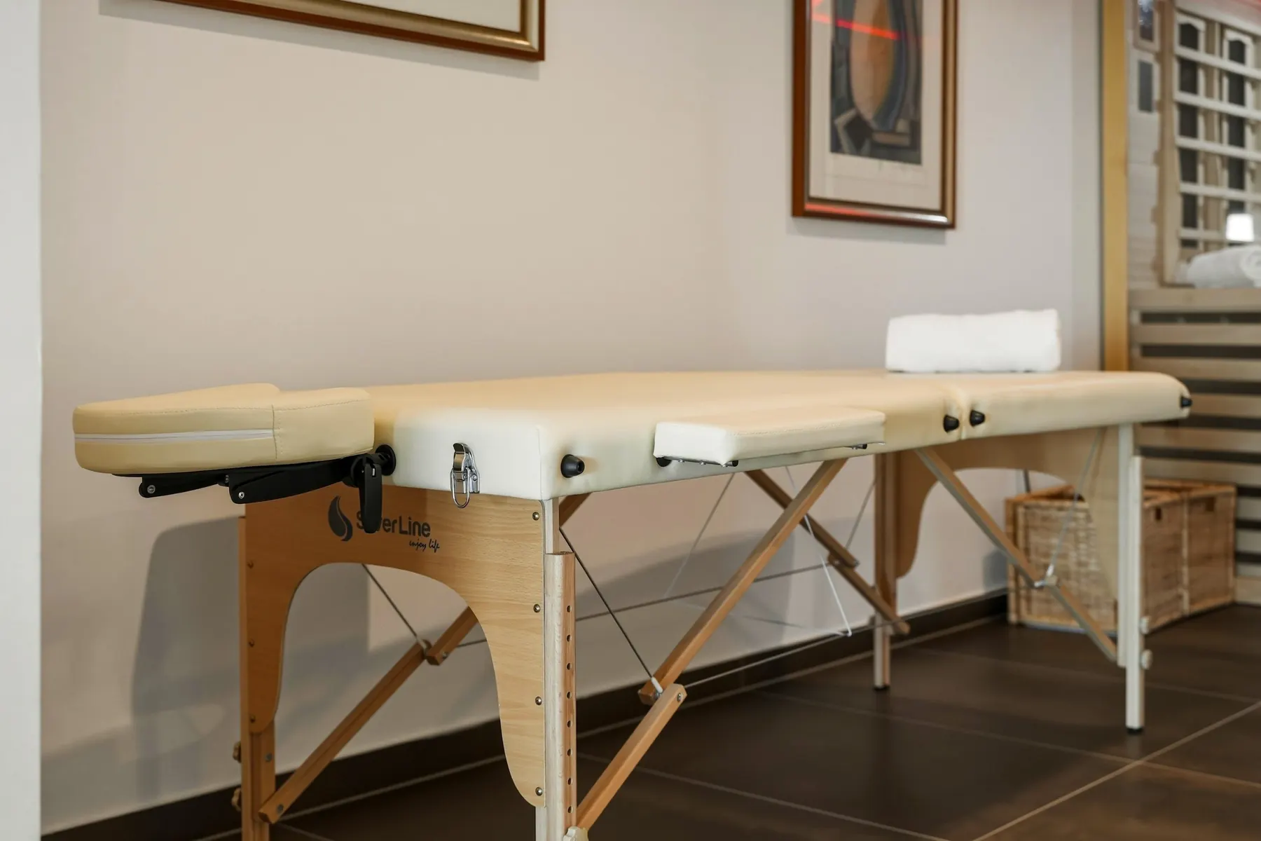 Massage table